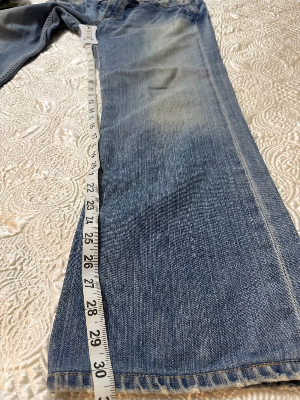 BKE Men's Blue Faded Bootcut Jeans
